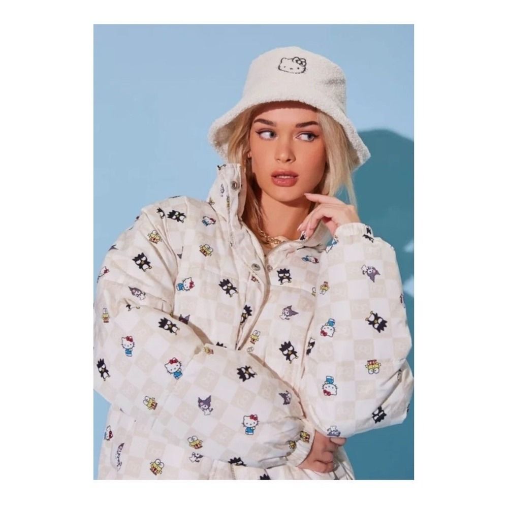 Forever 21 Hello Kitty Friends Sanrio Characters Puffer Coat Sz Medium - NWOT